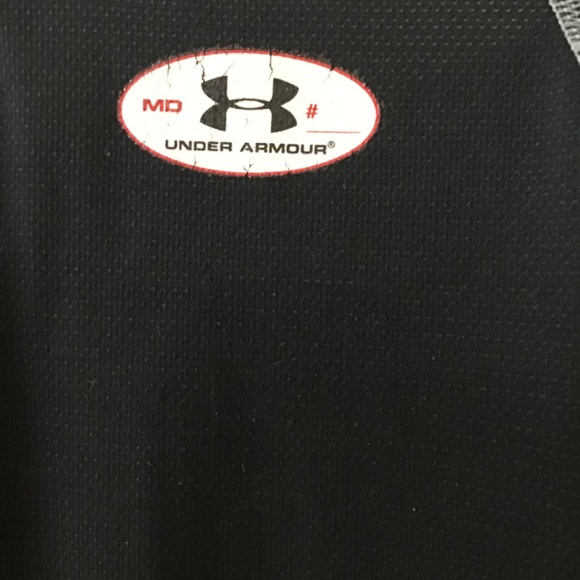 Under armour top - Picture 3 of 3